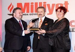 YILIN GİRİŞİMCİSİ ÖDÜLÜ ONLARIN